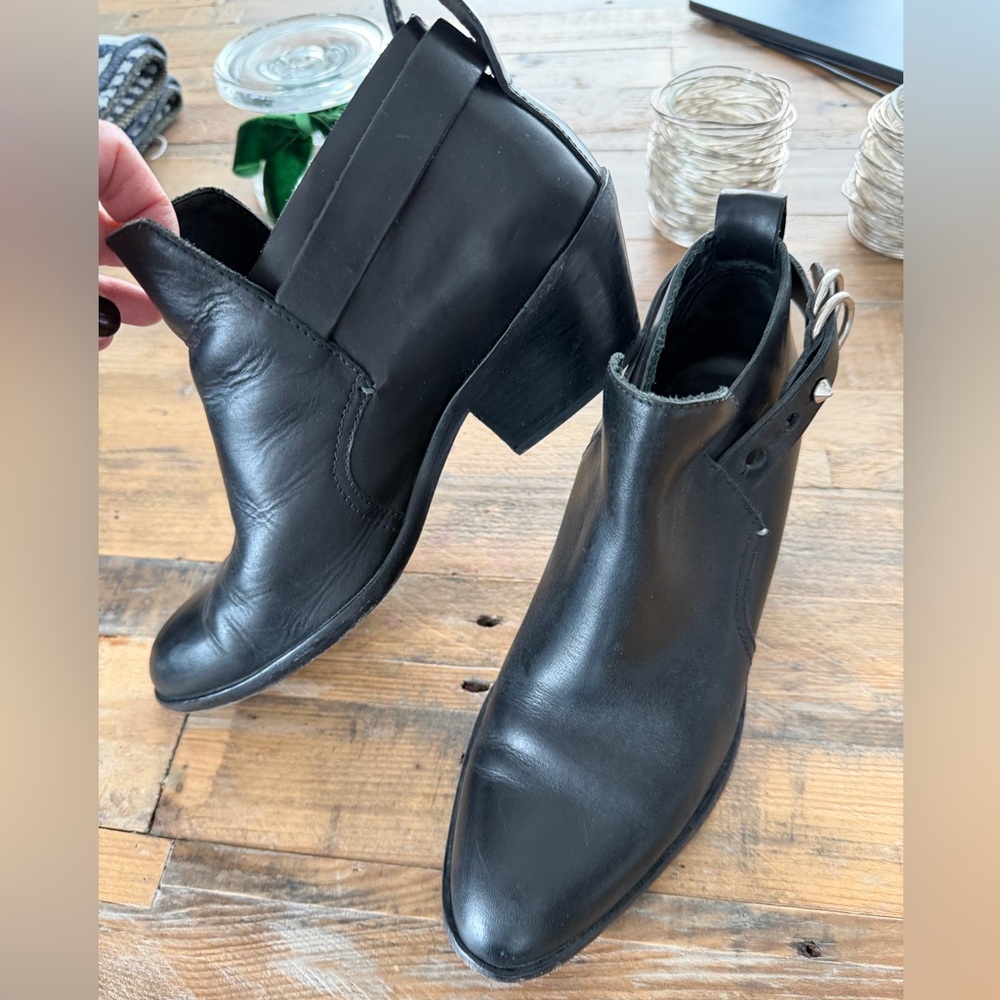 rag & bone Black Leather Ankle Boots Sz 7.5